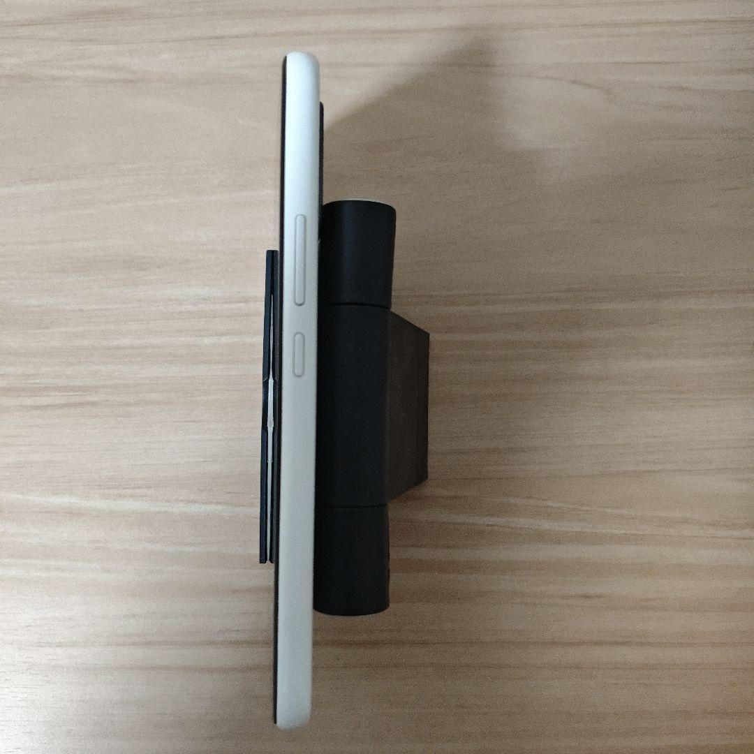 楽天BIGs　楽天ビッグs　スマホ本体　ホワイト