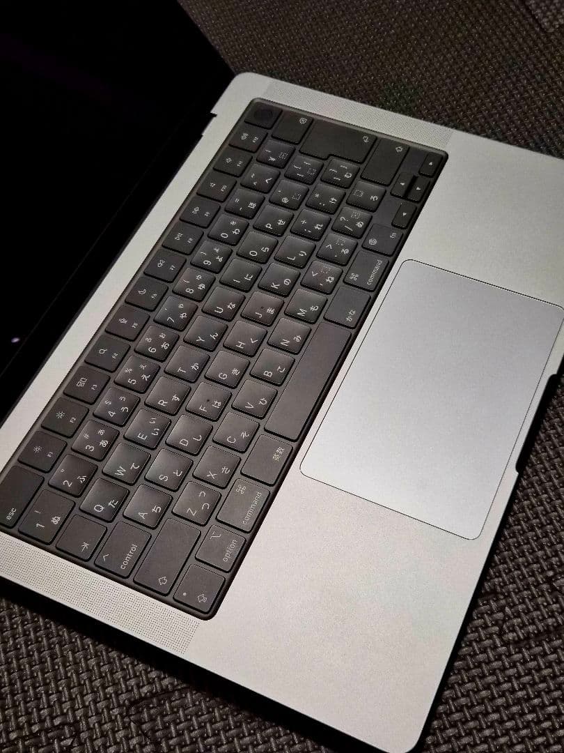 【美品】MacBookPro14″ (2021, M1 Pro) 512gb