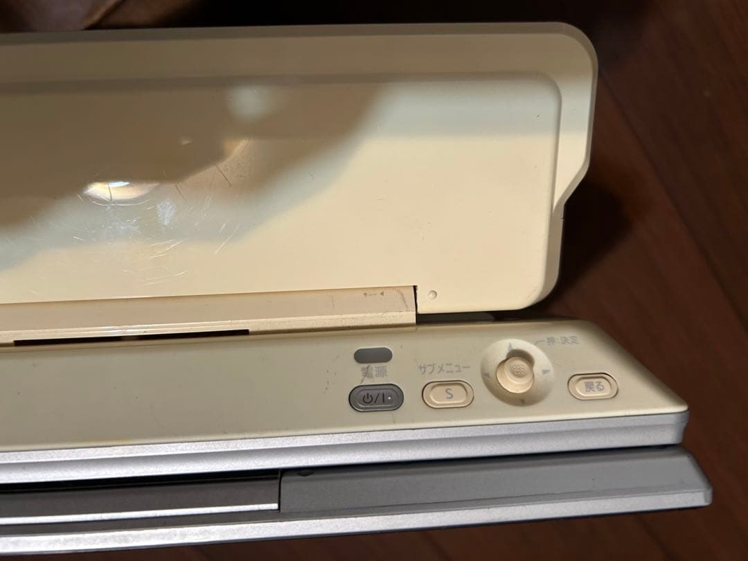 パナソニック10V型　液晶テレビ DMP-BV300