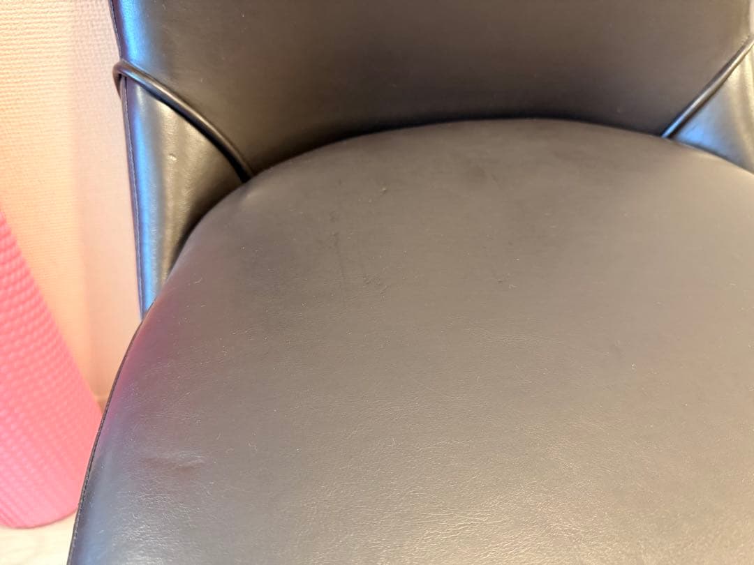 unico Rick アームレスチェアー