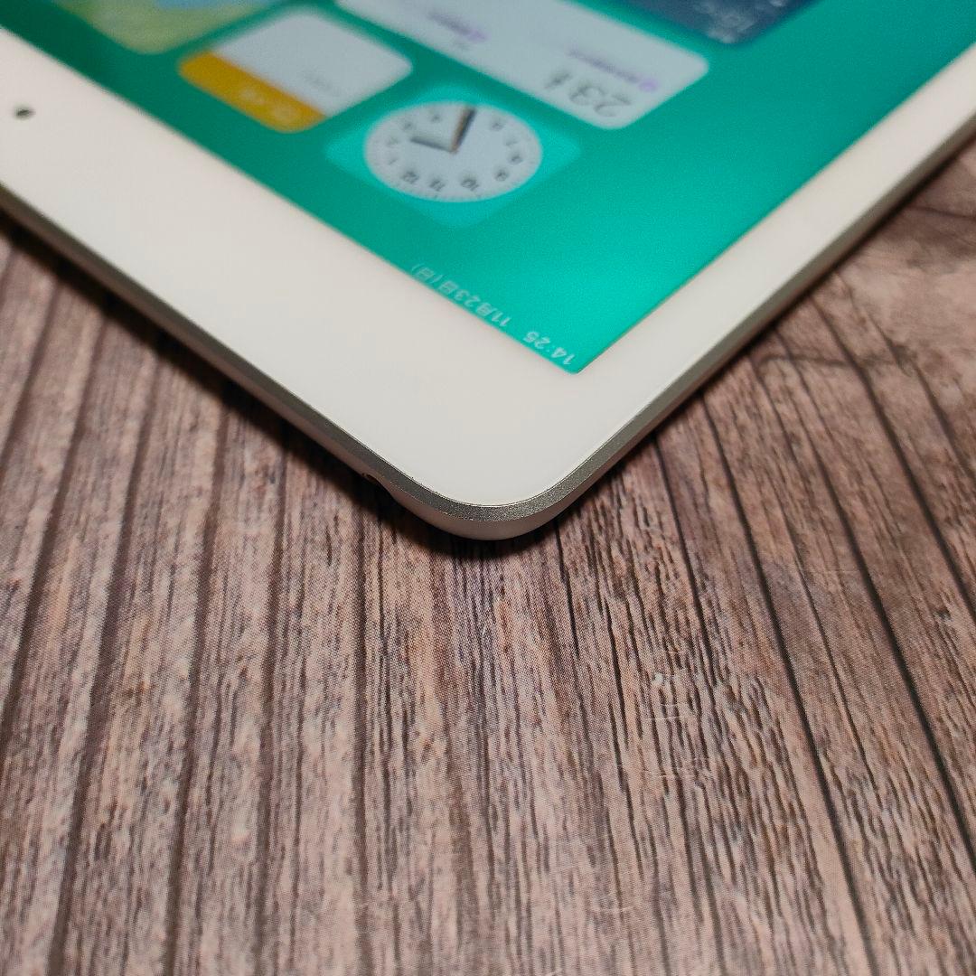 iPad 第7世代 32GB シルバー 美品