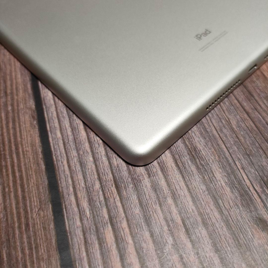 iPad 第7世代 32GB シルバー 美品
