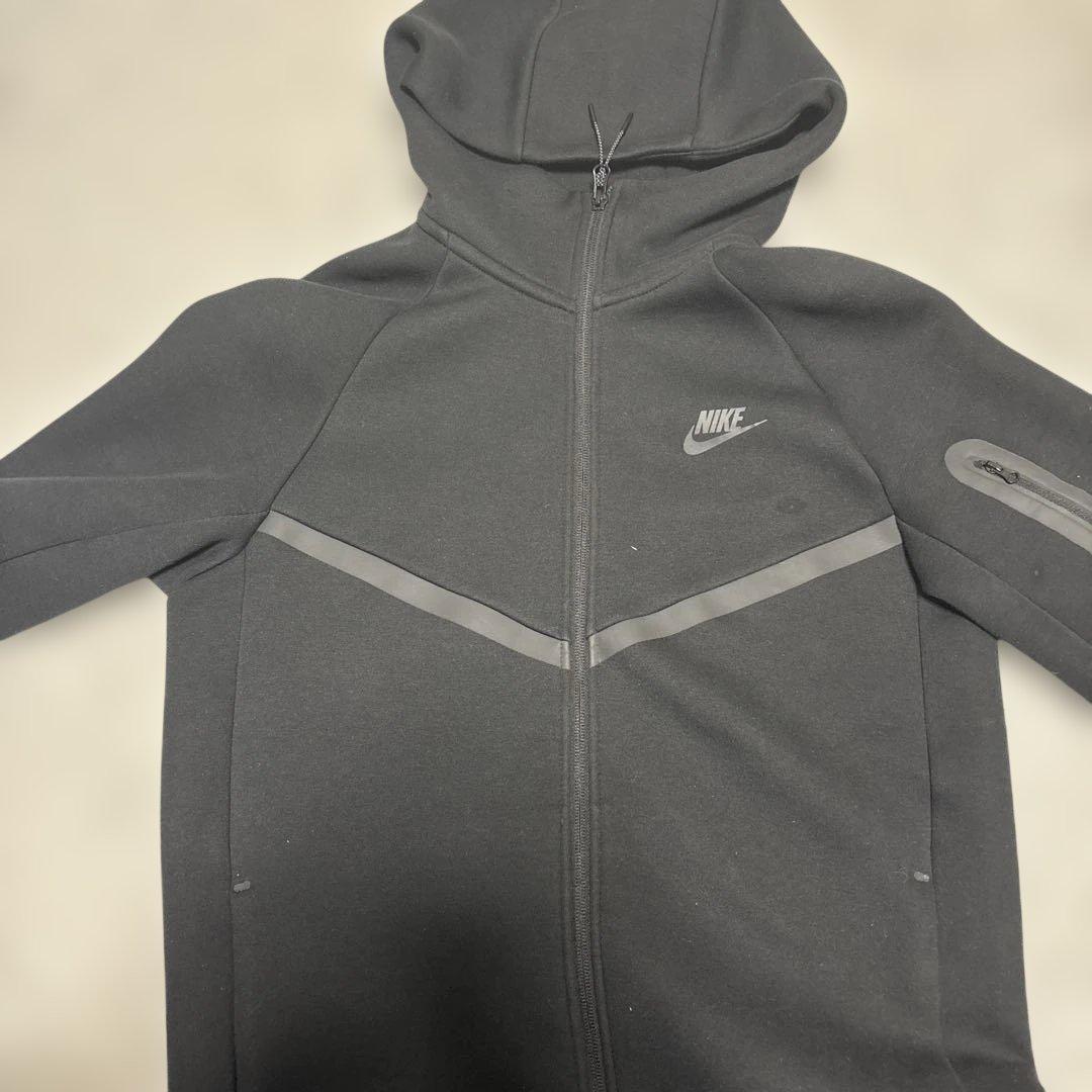 Nike ブラック テックフリースS & M