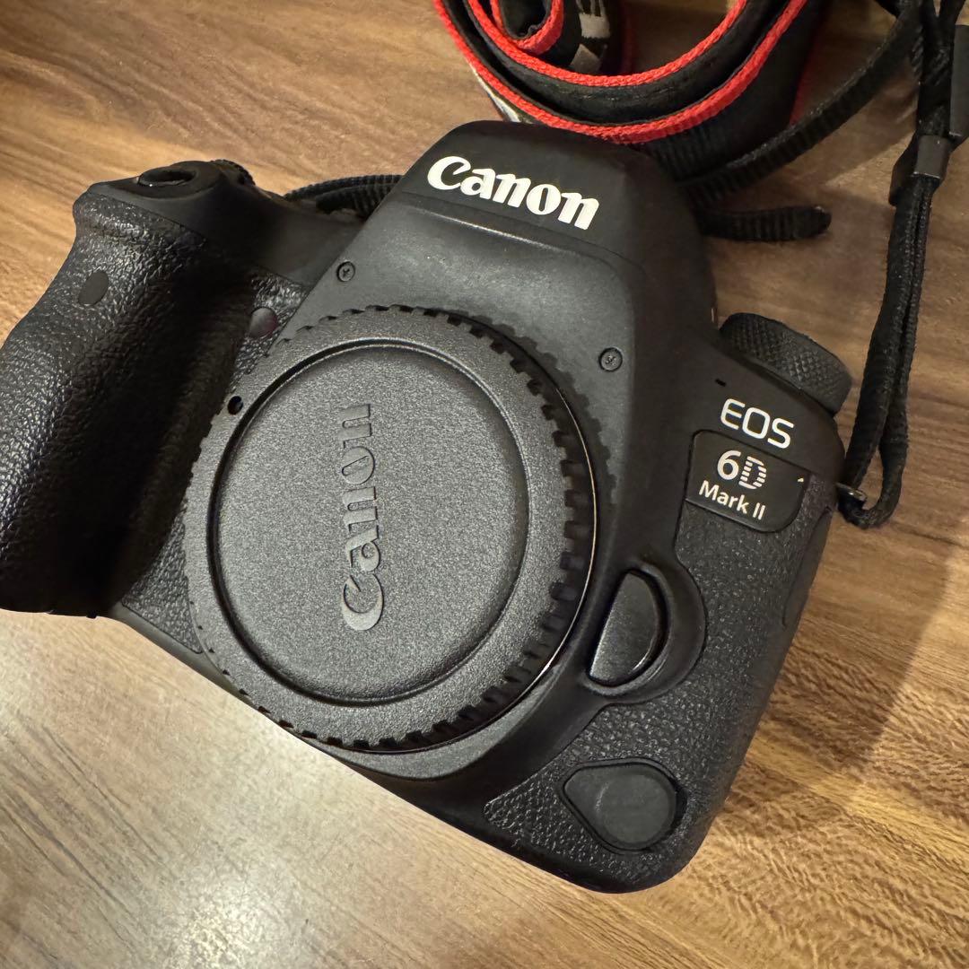 Canon EOS 6D Mark II 本体　ボディー