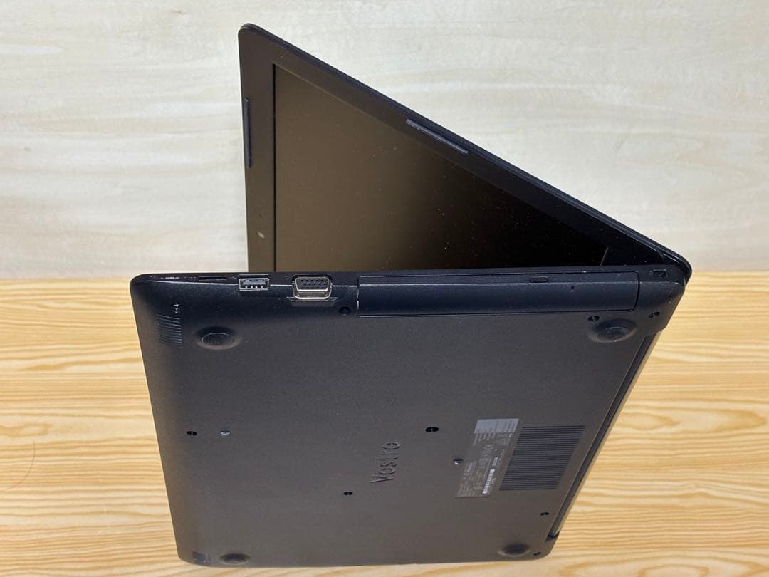 DELL ノートPC Vostro i5 8265U 8GB SSD256GB