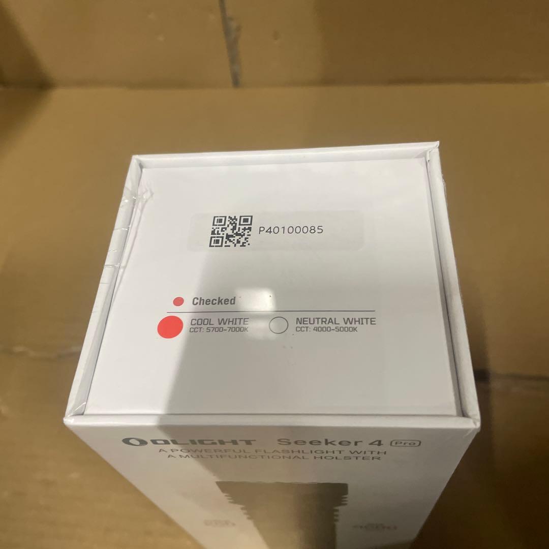 OLIGHT Seeker 4 Pro LEDライトBlack-CW