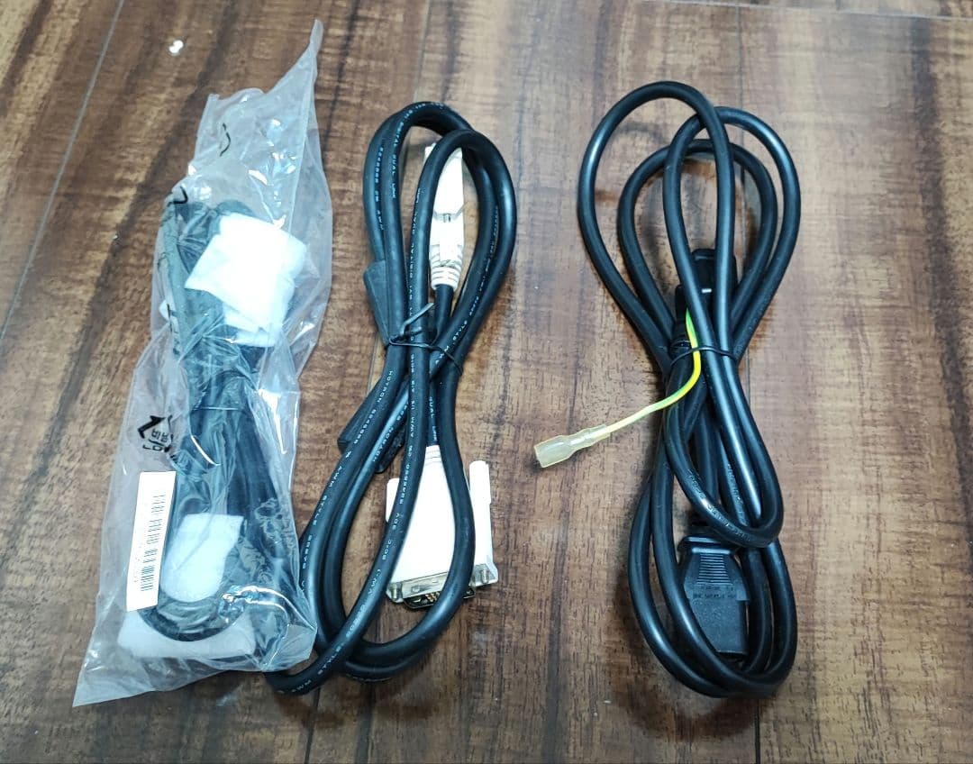 BenQ XL2411 ゲーミングモニター 24インチ