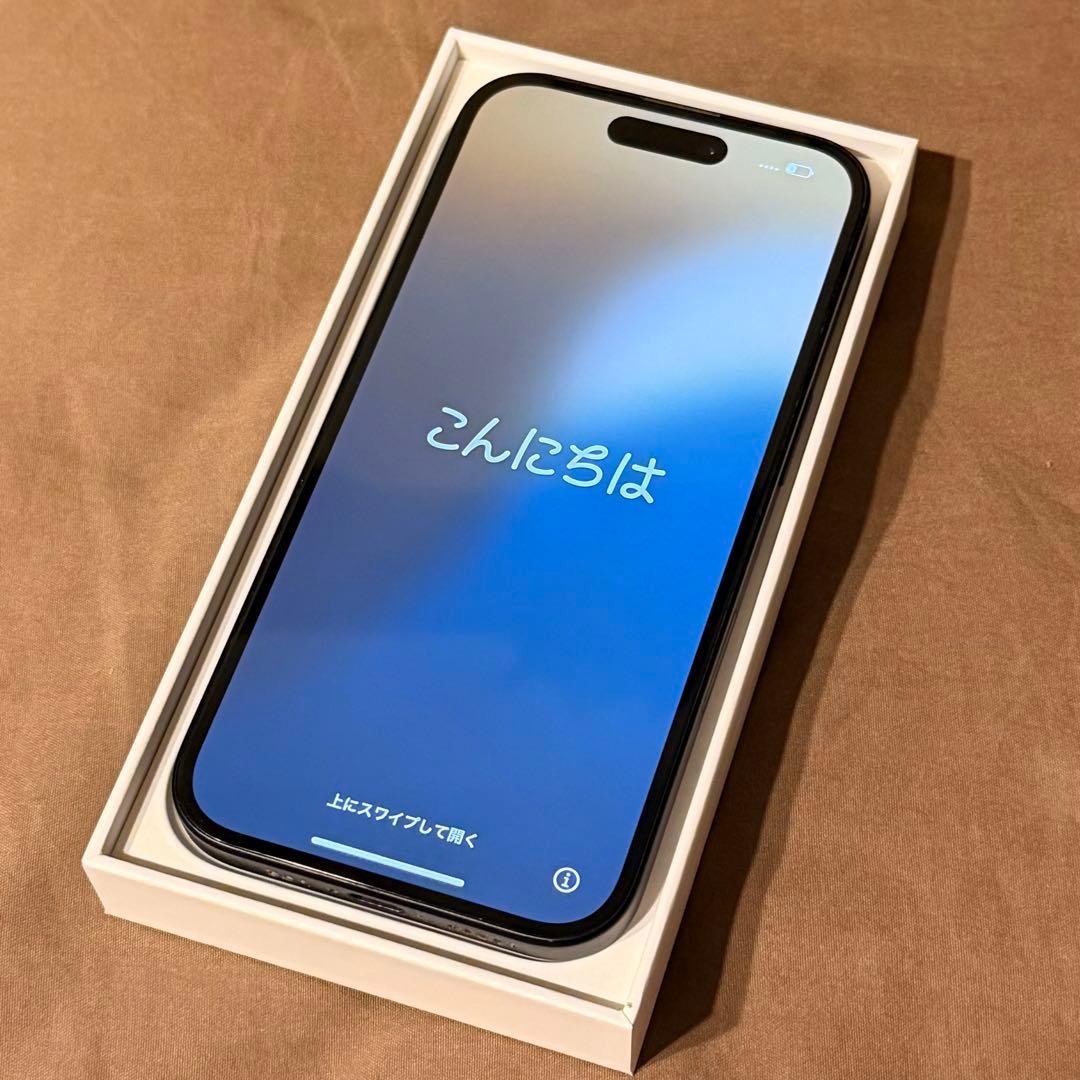 iPhone 16 256G ブラック　美品SIMフリー