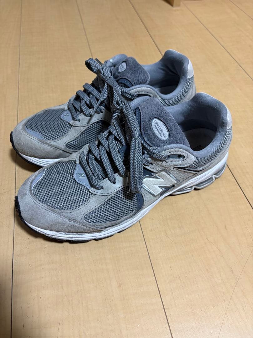 ニューバランス2002r 箱あり26.5cm