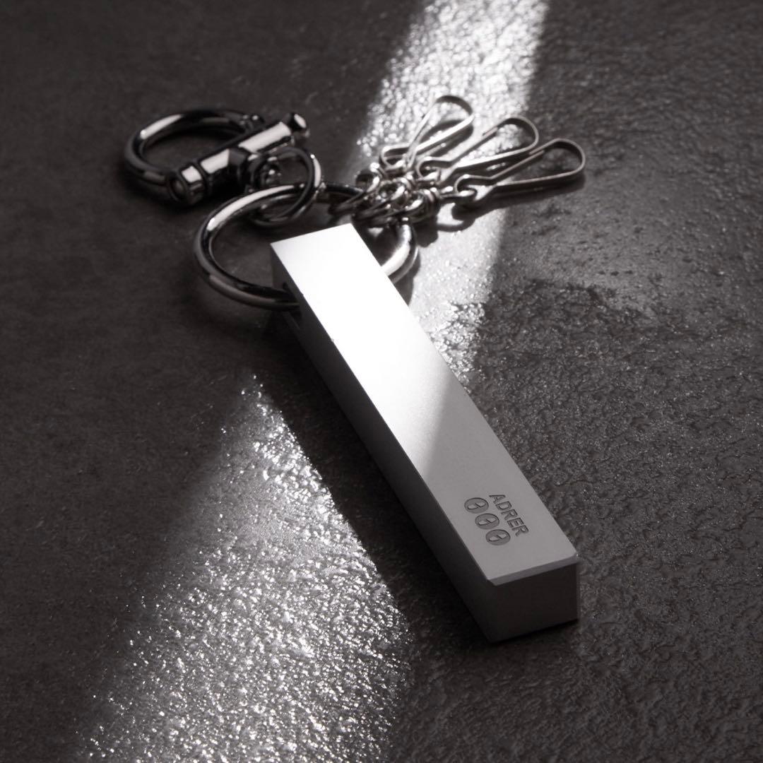 ADRER メタル レトロ ホテル キーリング - リミテッド 999 896