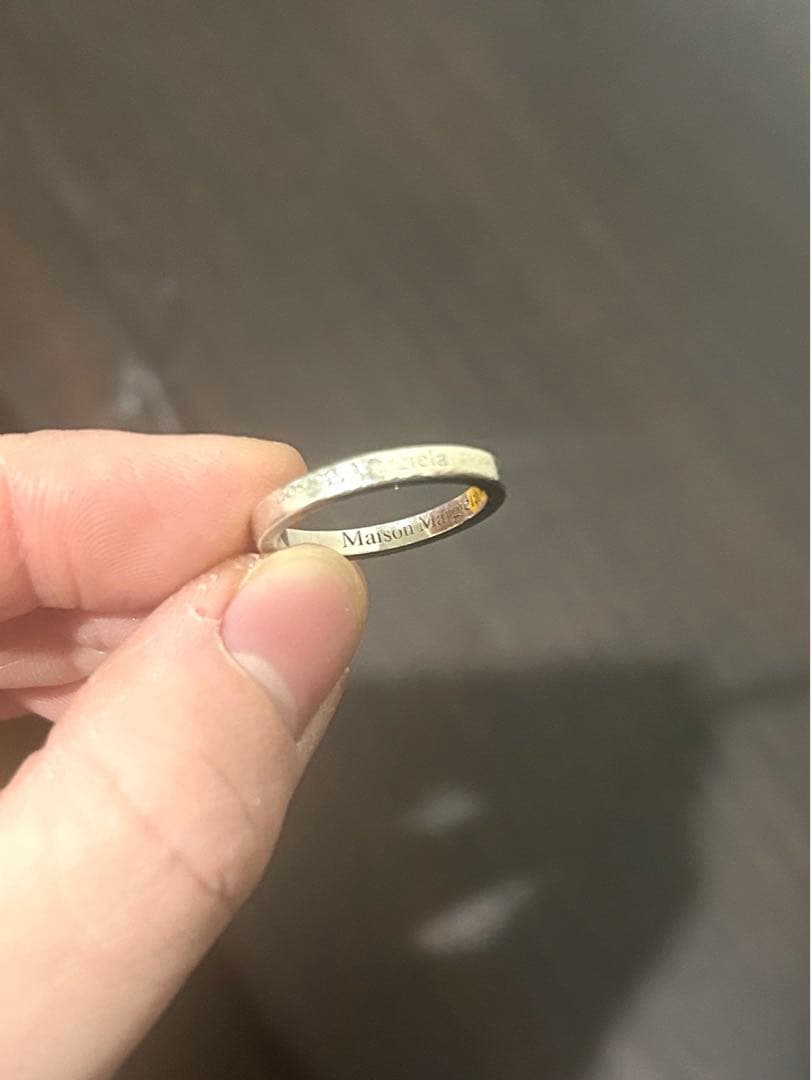 メゾンマルジェラ リバースロゴリング