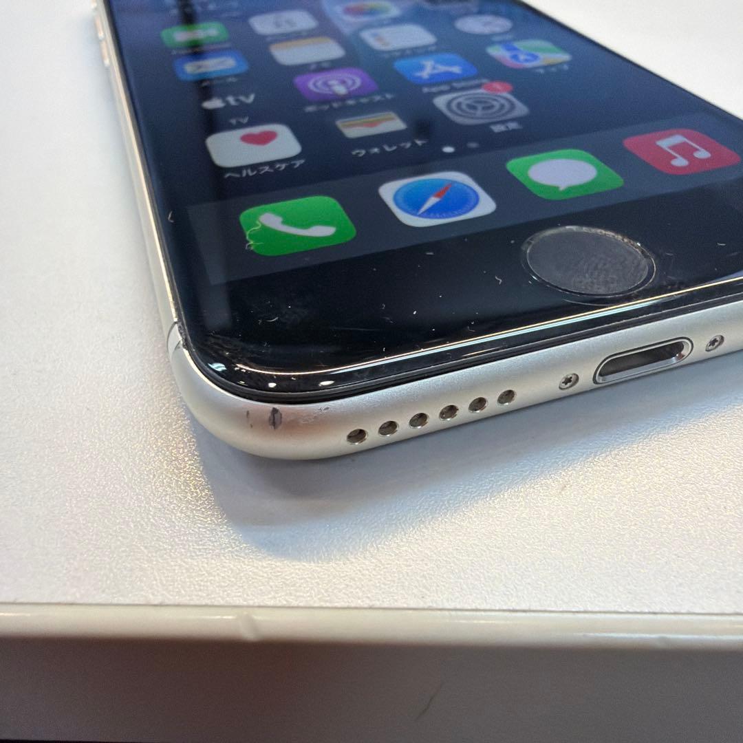 訳あり iPhone SE3 64GB スターライト 88% 本体湾曲