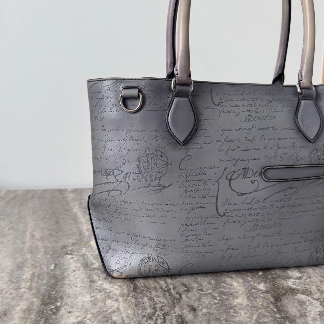 定価49.9万円 ベルルッティ トゥジュールミニ スクリットレザートートバッグ