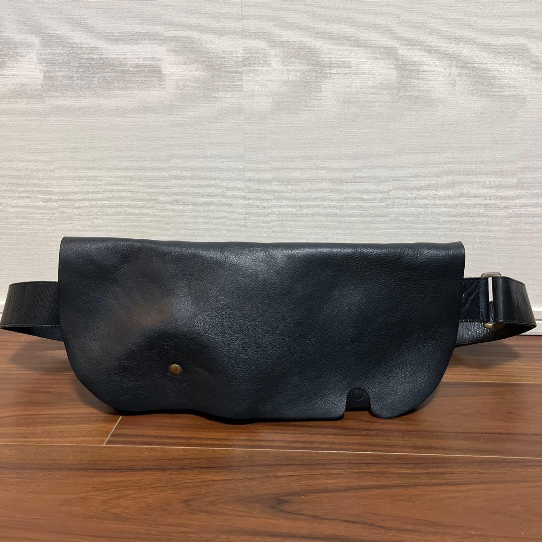 【本日限りお値下げ】Uni&coネイビーレザーメッセンジャーバッグ サイズS