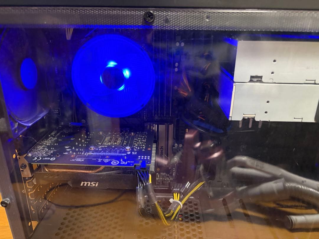 ゲーミングPC i7-8700、GTX 1660SUPER、メモリ32GB