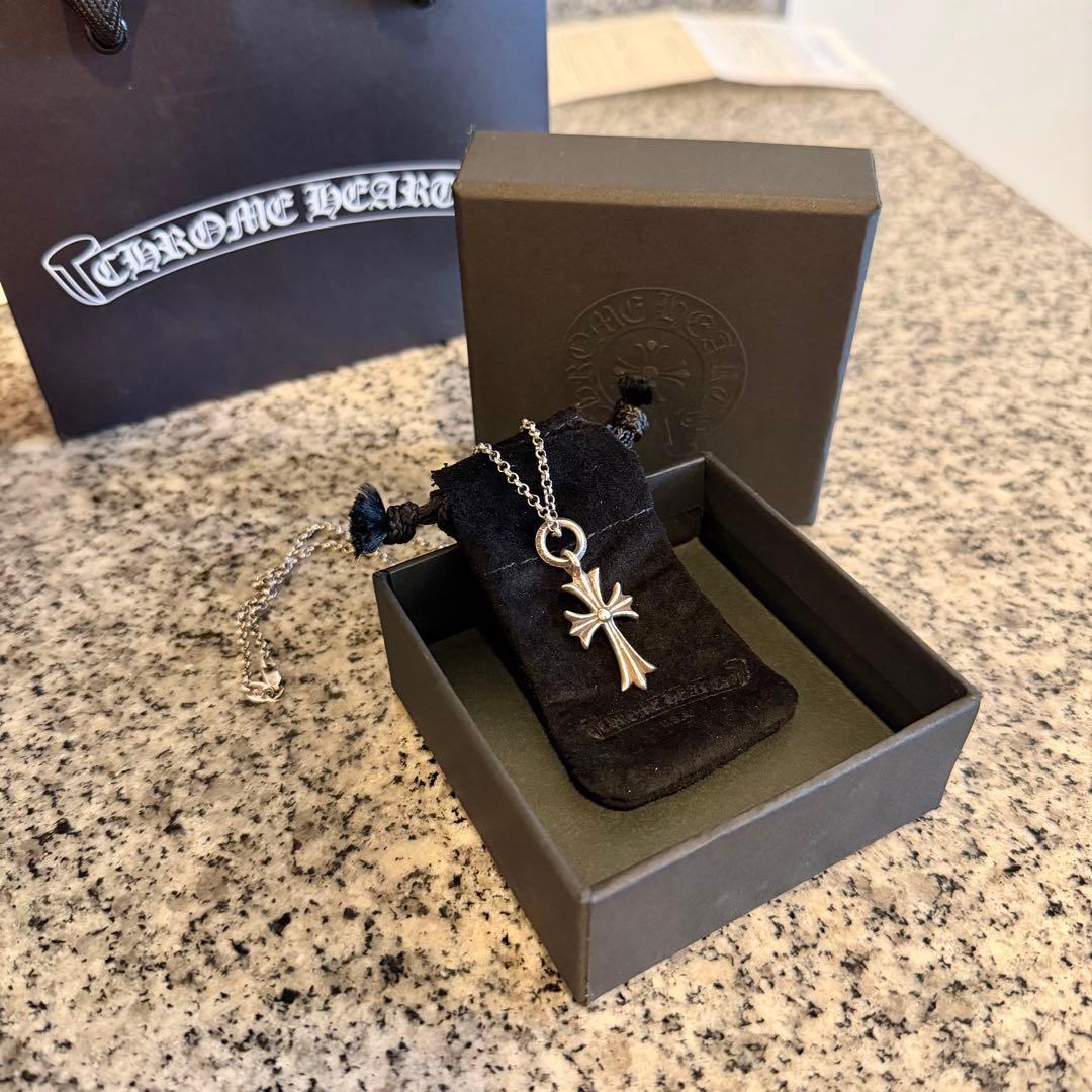 クロムハーツ　タイニーCHクロス　タイニークロス　　Chrome Hearts