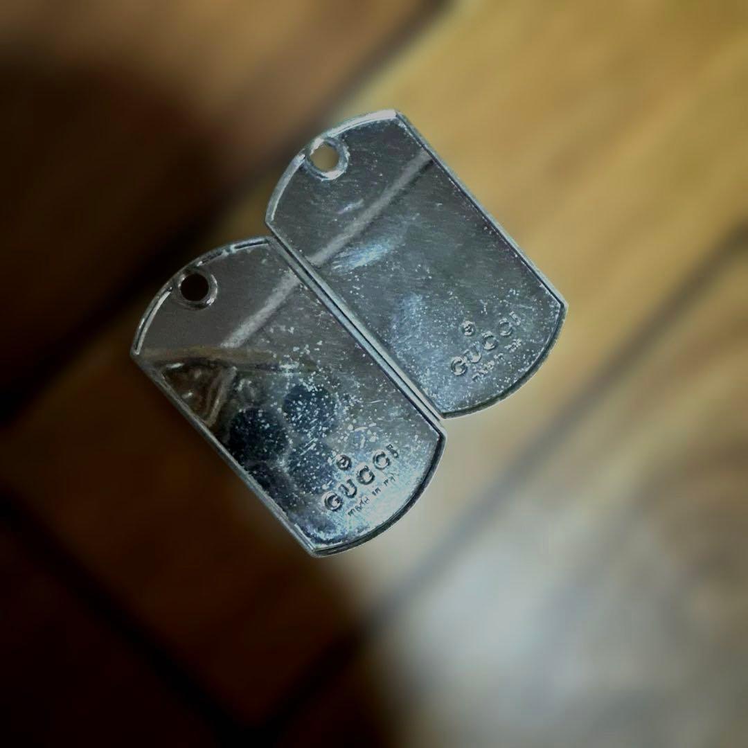 ゴ*ス様 グッチ ドッグタグ