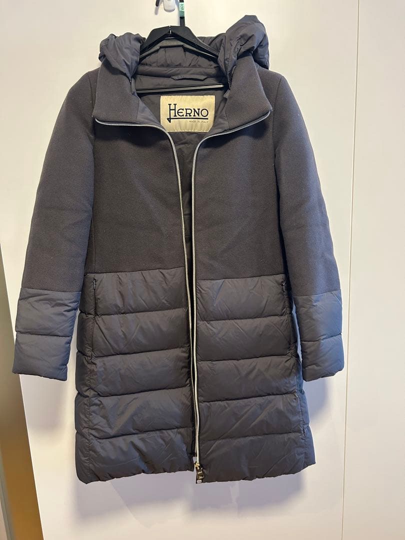 ヘルノダウンコート