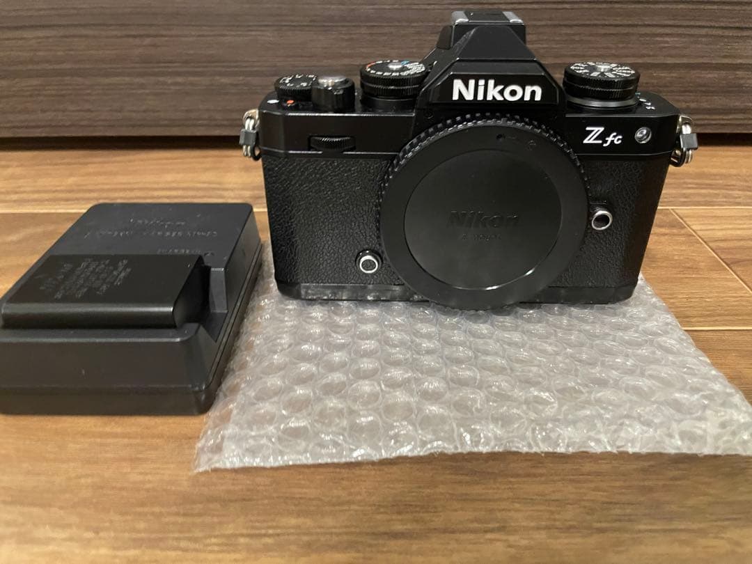 早いもの勝ち Nikon Z fc ミラーレス一眼 本体 バッテリー付き
