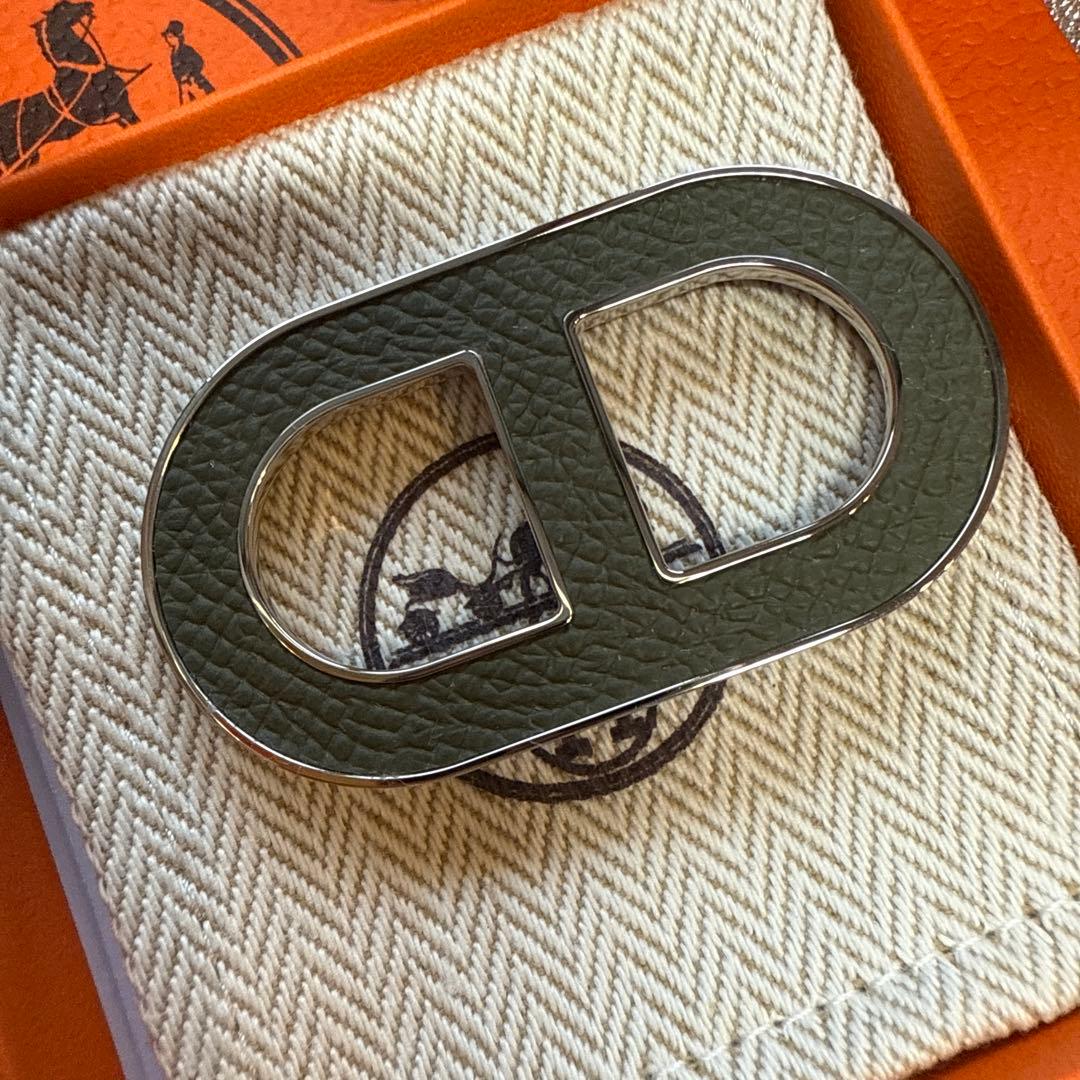 新品未使用エルメスブローチ シェーヌ・ダンクル　グレー系　ヴェール・ヴェロネーズ