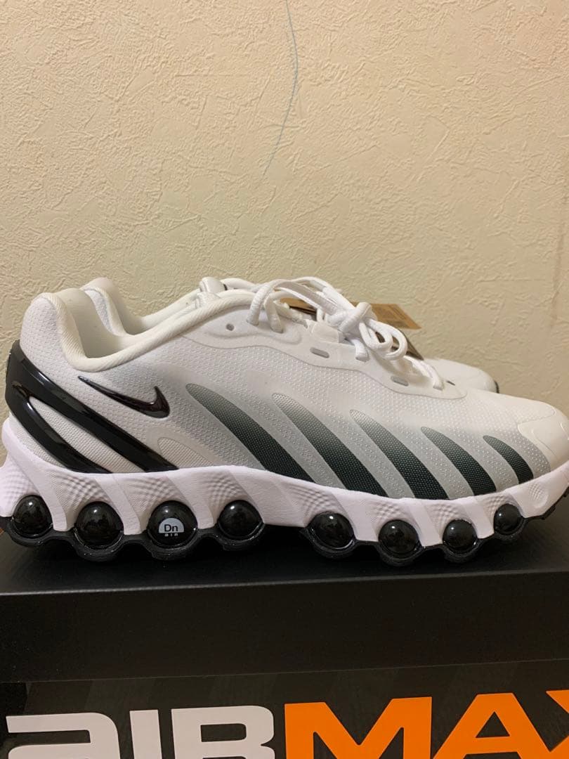 シューズ(男性用) NIKE AIR MAX DN8 27.5cm