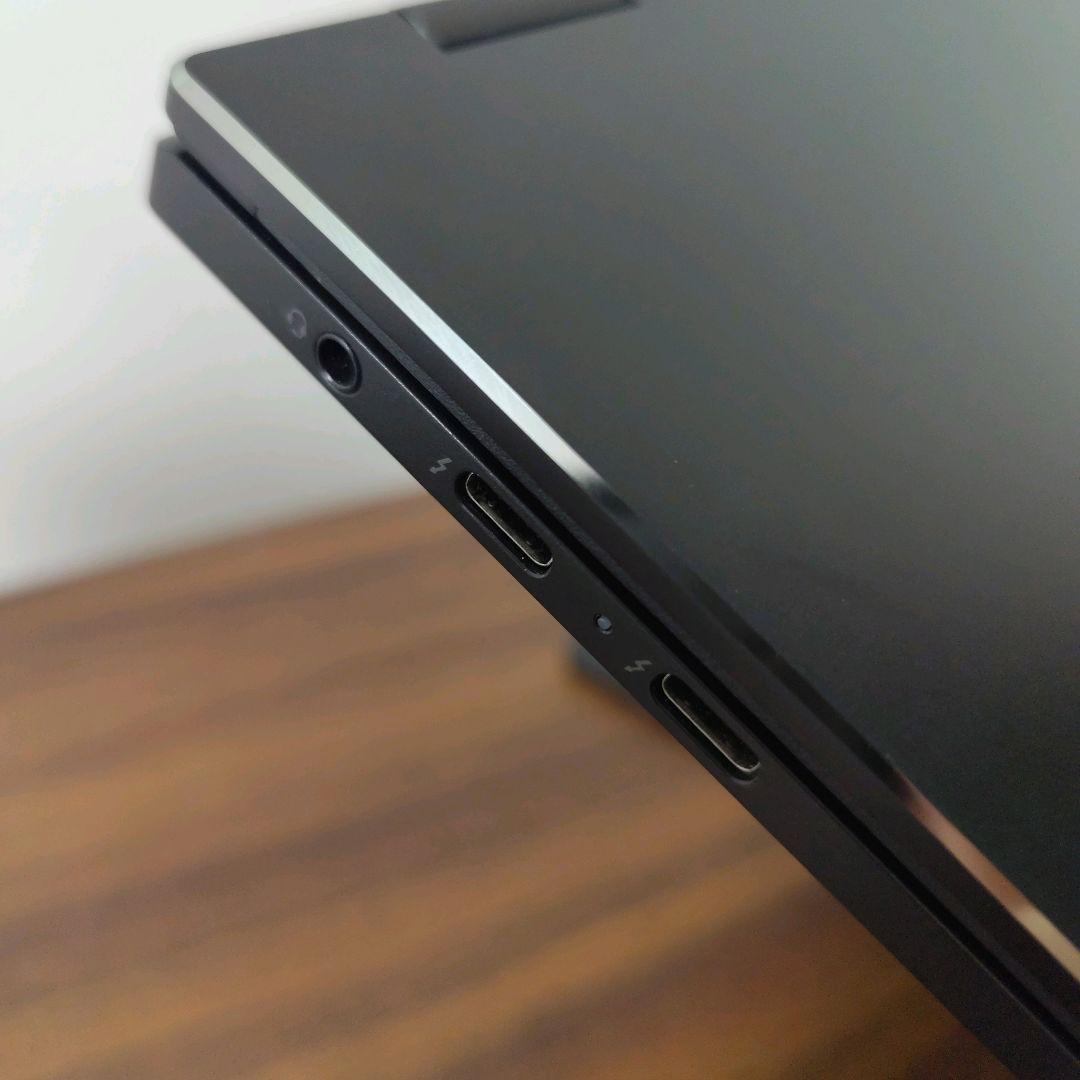 LG Gram / Core i7 1260P (第12世代)