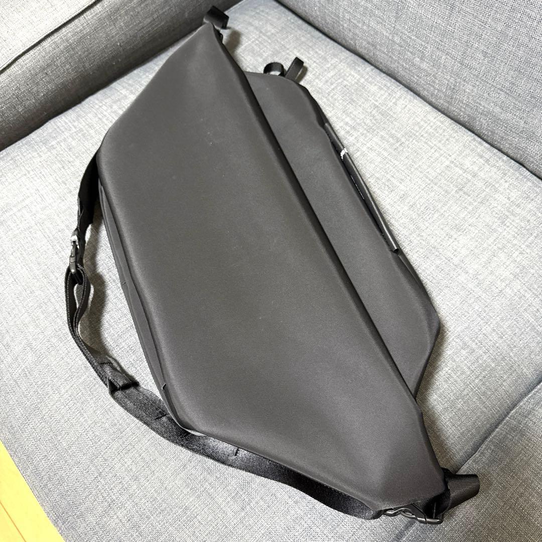 【2回のみ使用】コートエシエル Isarau L Sleek ブラック