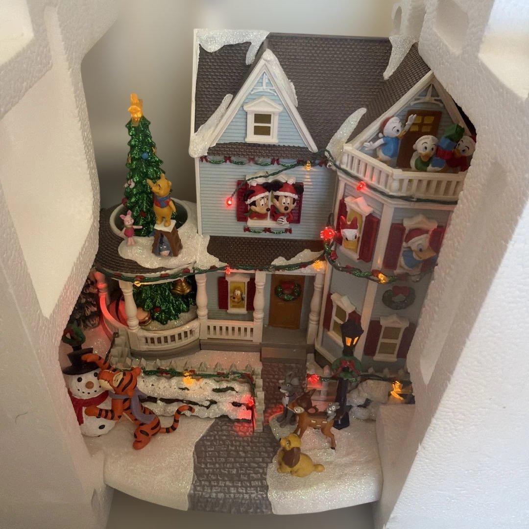 超美品ディズニー　ホリデーハウス　Disney アニメーションハウス　クリスマス