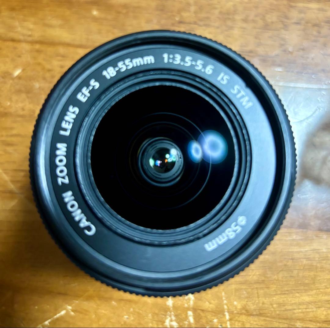 Canon EOS Kiss X8i デジタル一眼レフ リリースシャッター付き！