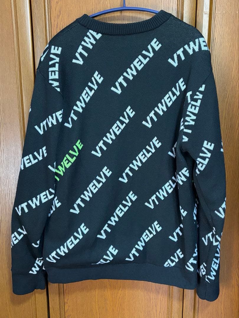 ブイトゥエルブV12 VTWELVE 総柄ニット ロゴ セーター ゴルフウェア