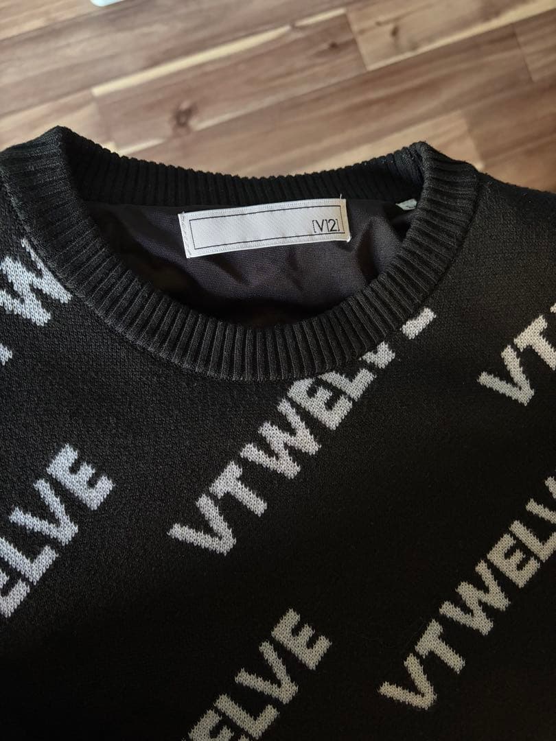 ブイトゥエルブV12 VTWELVE 総柄ニット ロゴ セーター ゴルフウェア