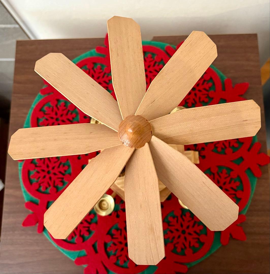 ドイツ　木製　クリスマスピラミッド