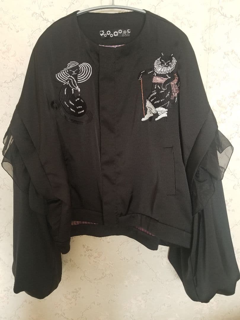 【美品】ふりふ Theatre 刺繍スカジャン ブラック 黒 猫 ねこ