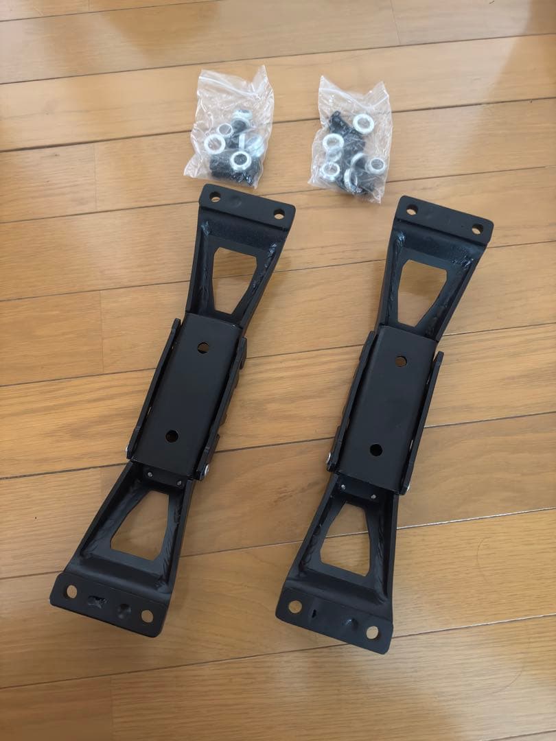 ラングラー　ドアヒンジステップ