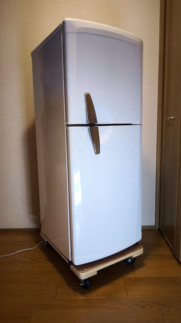 三菱 ノンフロン冷蔵庫 MR-14M-W 136L