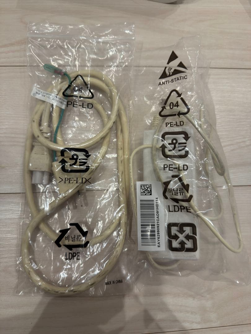 LG LED ポータブル プロジェクター PF50KS