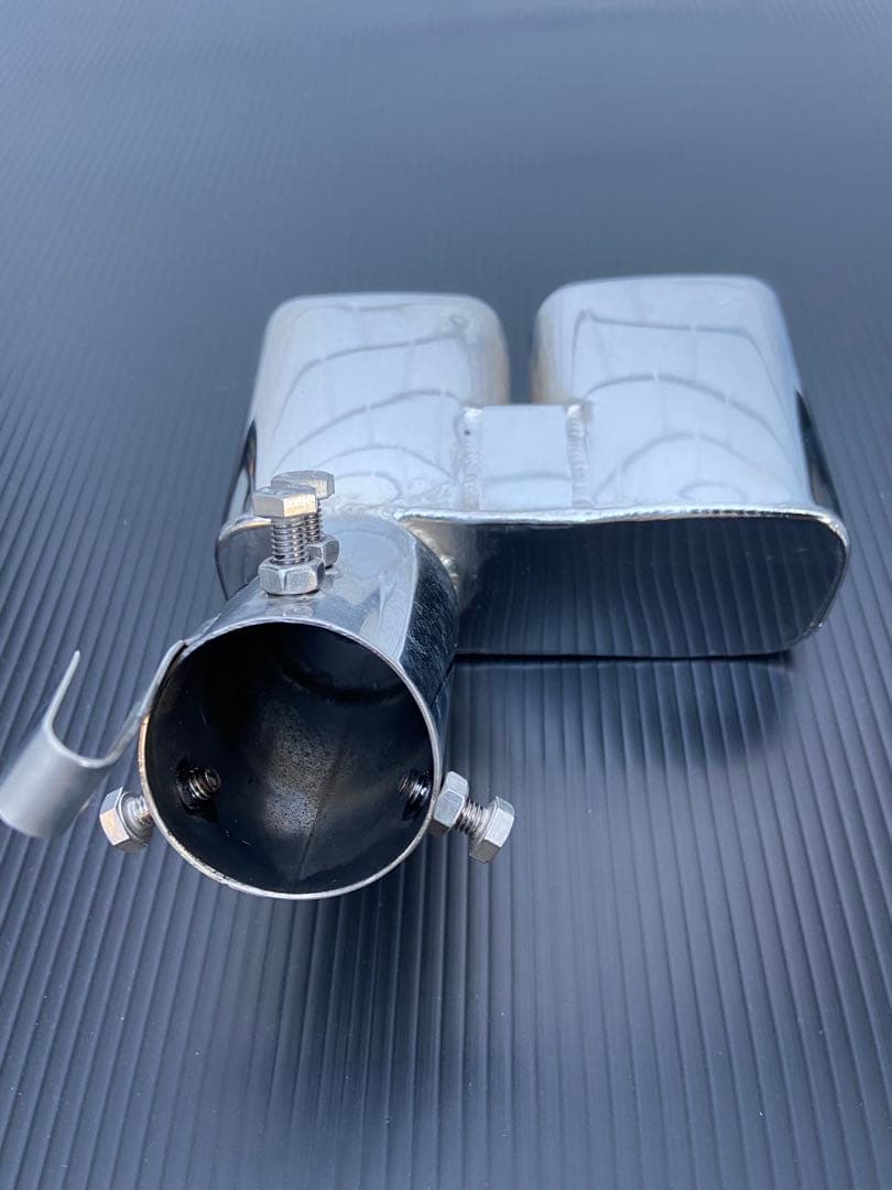 ルーミー　モデリスタマフラーカッター