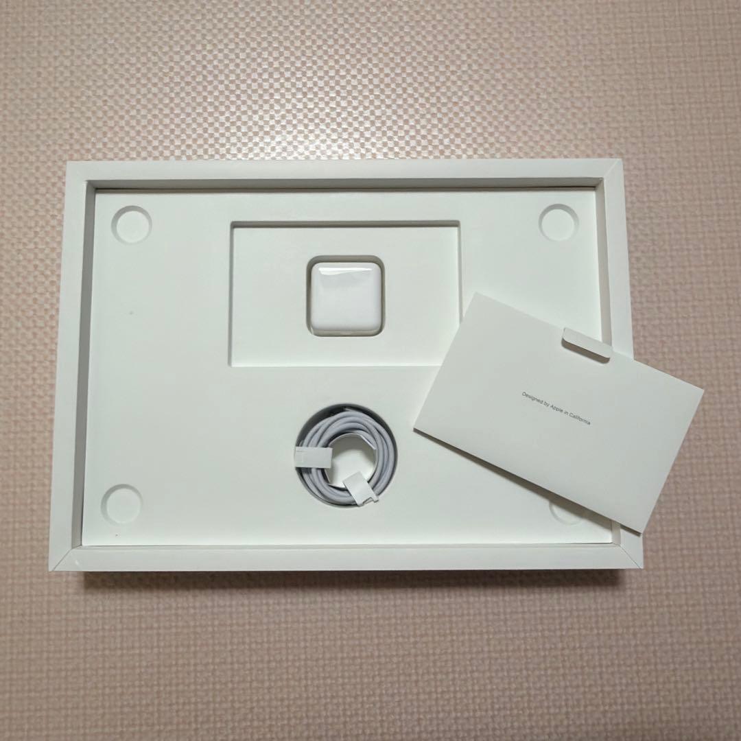 Apple MacBook Air M2 シルバー 本体 8GB 512SSD