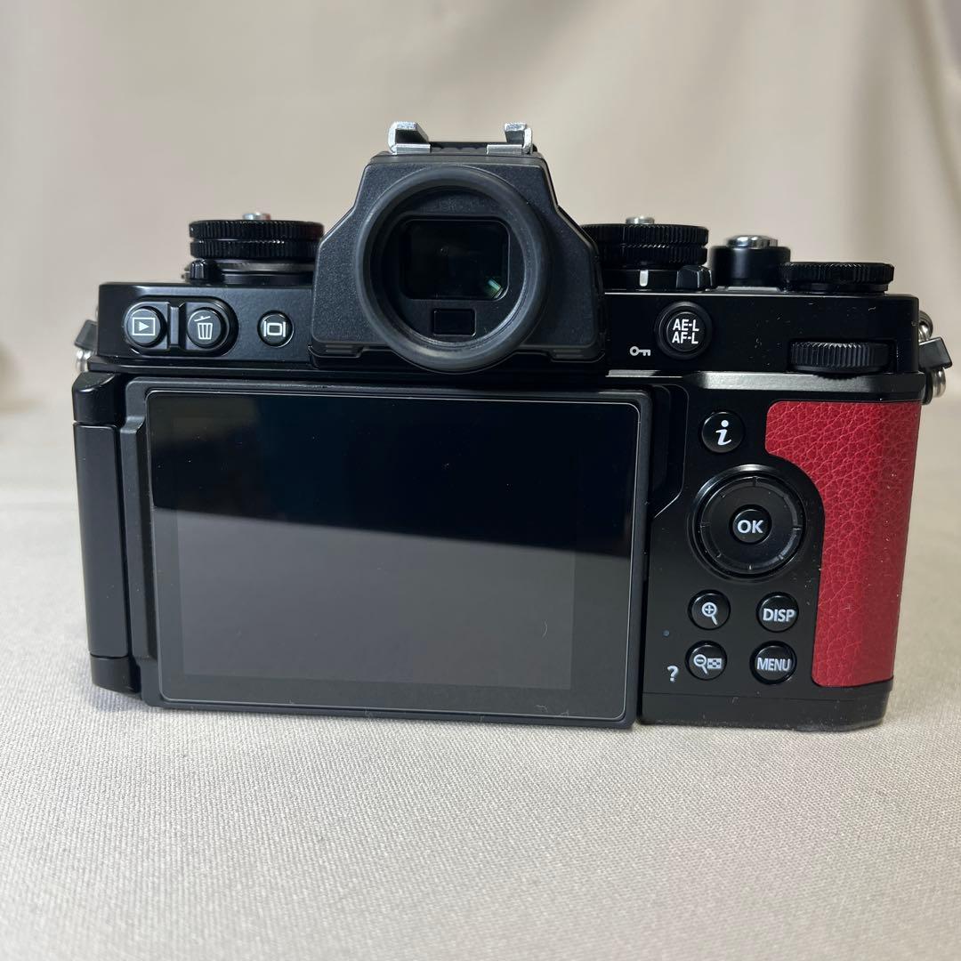 Nikon Z fc ボディ美品クリムゾンレッド