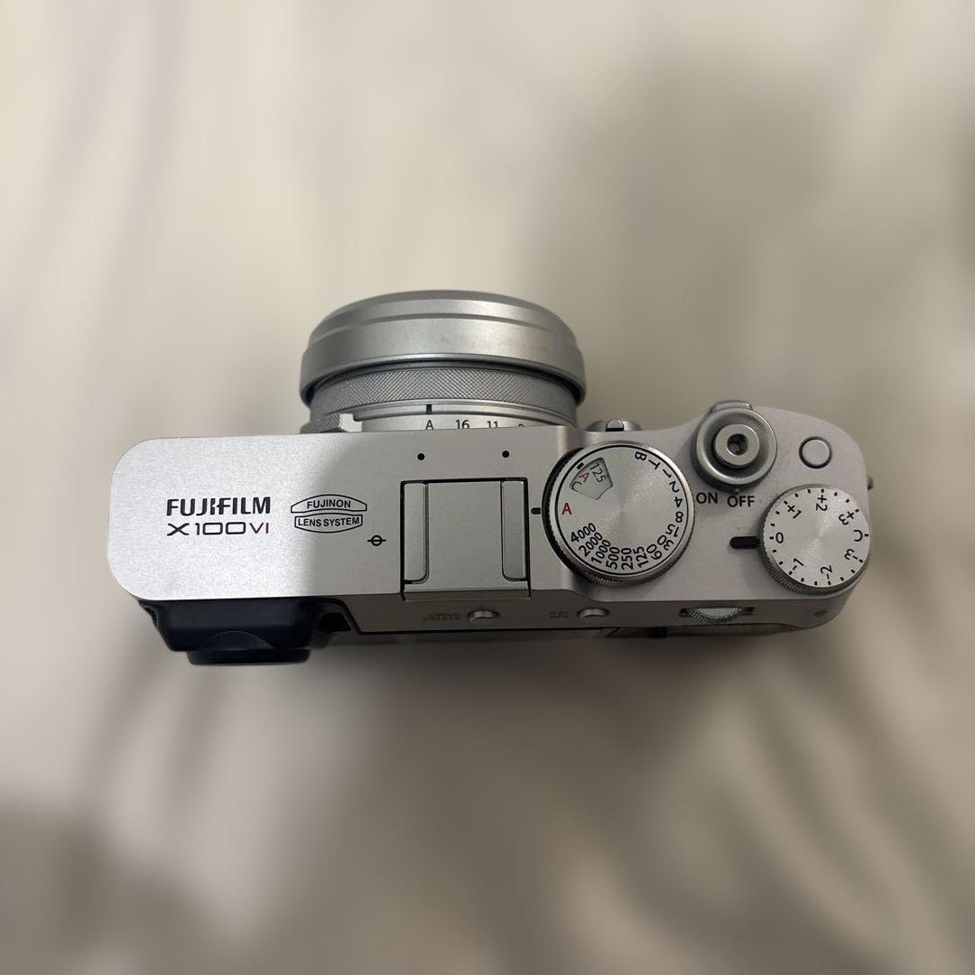 【美品】fujifilm X100VI シルバー おまけ付き