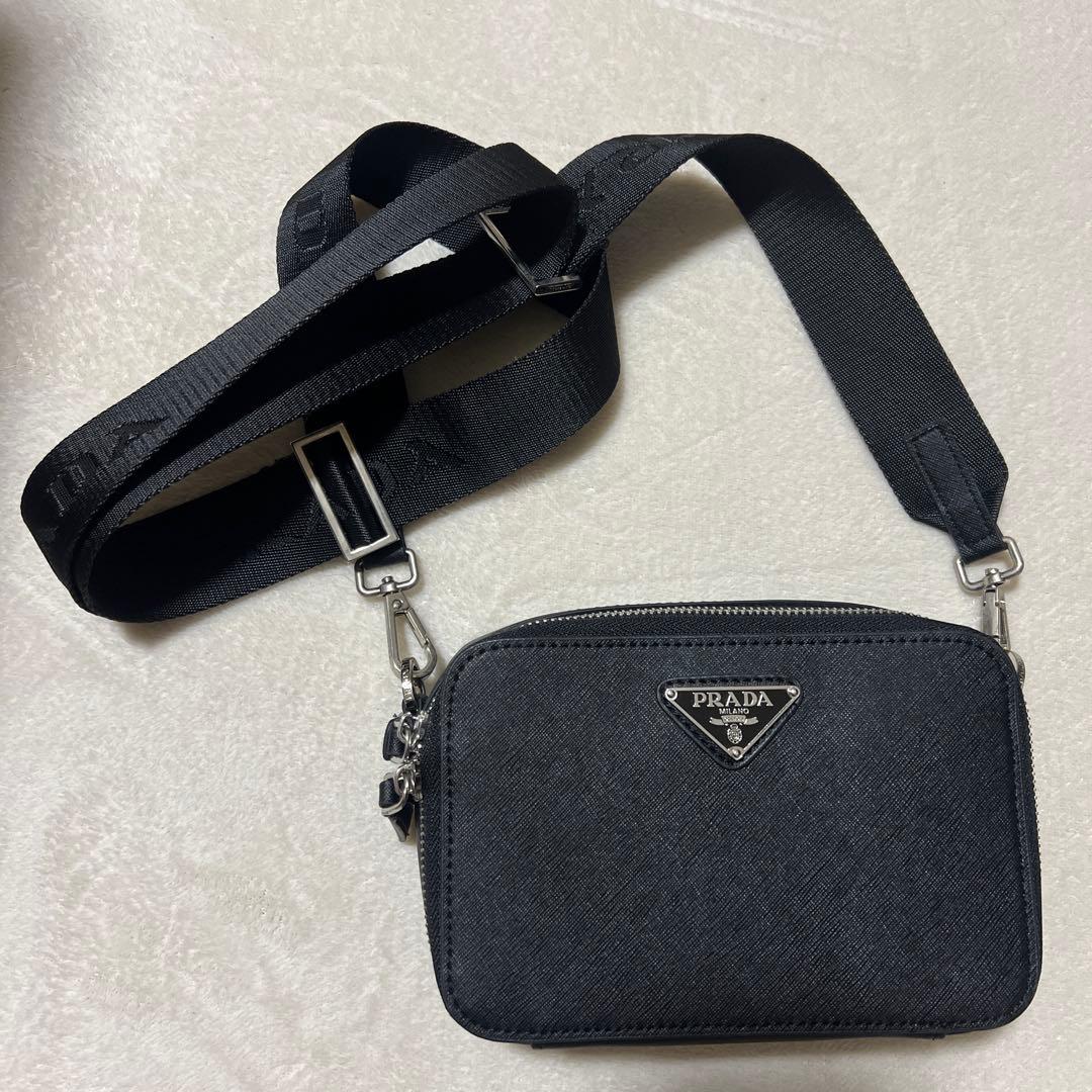 クロミちゃん専用ページ PRADA ブラック ショルダーバッグ