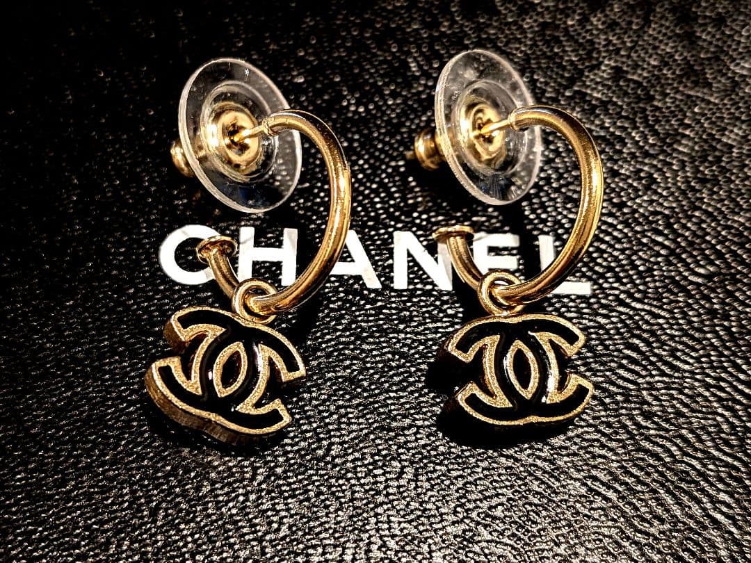 正規品 シャネル ココマーク フープピアス黒