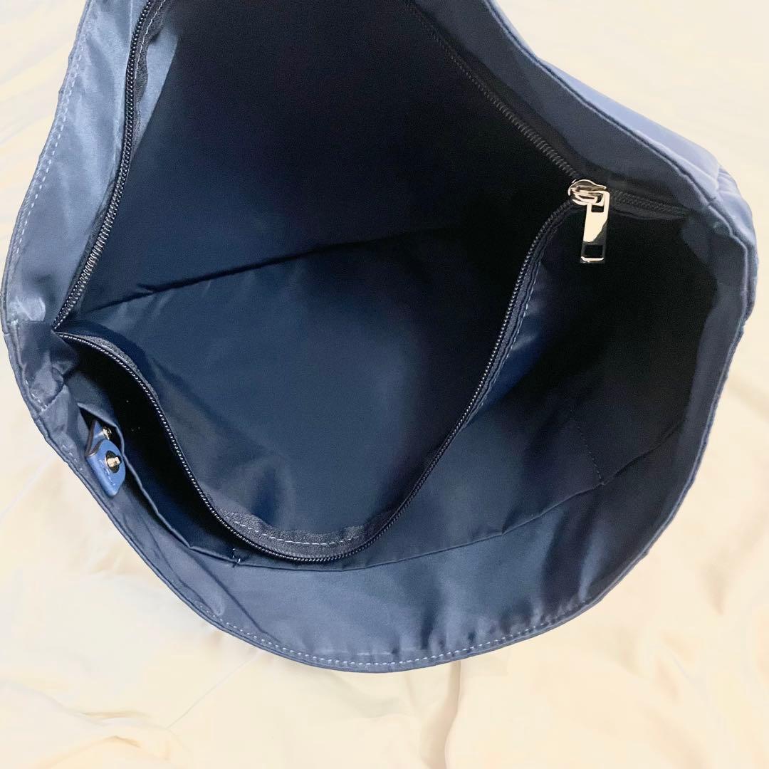 ファミリア　familiar レッスンバッグ　電車　車　バッグインバッグ