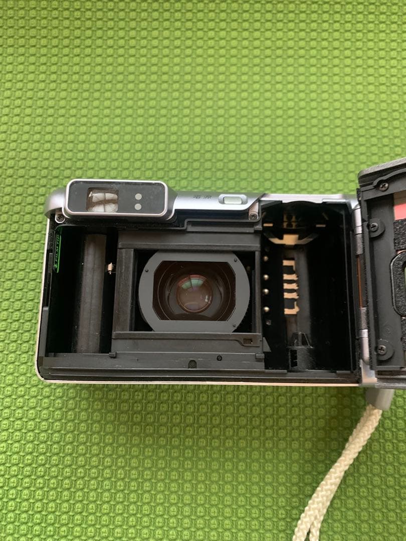 Fujifilm Natura S コンパクトカメラ