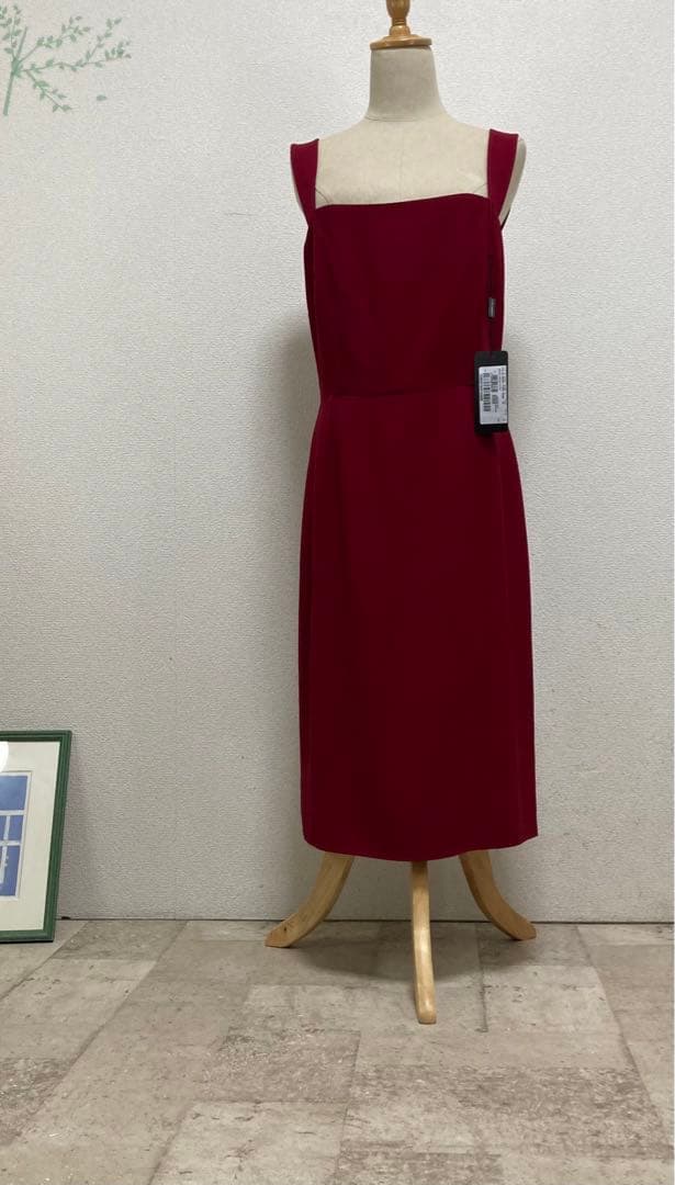 未使用タグ付　ドルチェ＆ガッバーナ　カクテルドレス 46 大きなサイズ　レッド