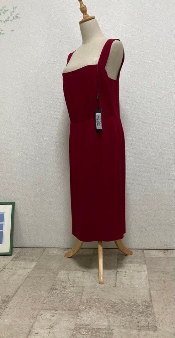 未使用タグ付　ドルチェ＆ガッバーナ　カクテルドレス 46 大きなサイズ　レッド