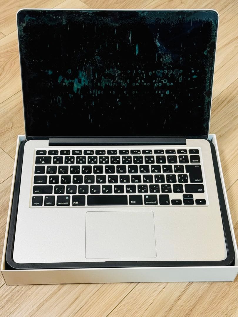 Apple MacBook Pro MGX72J/A シルバー 本体
