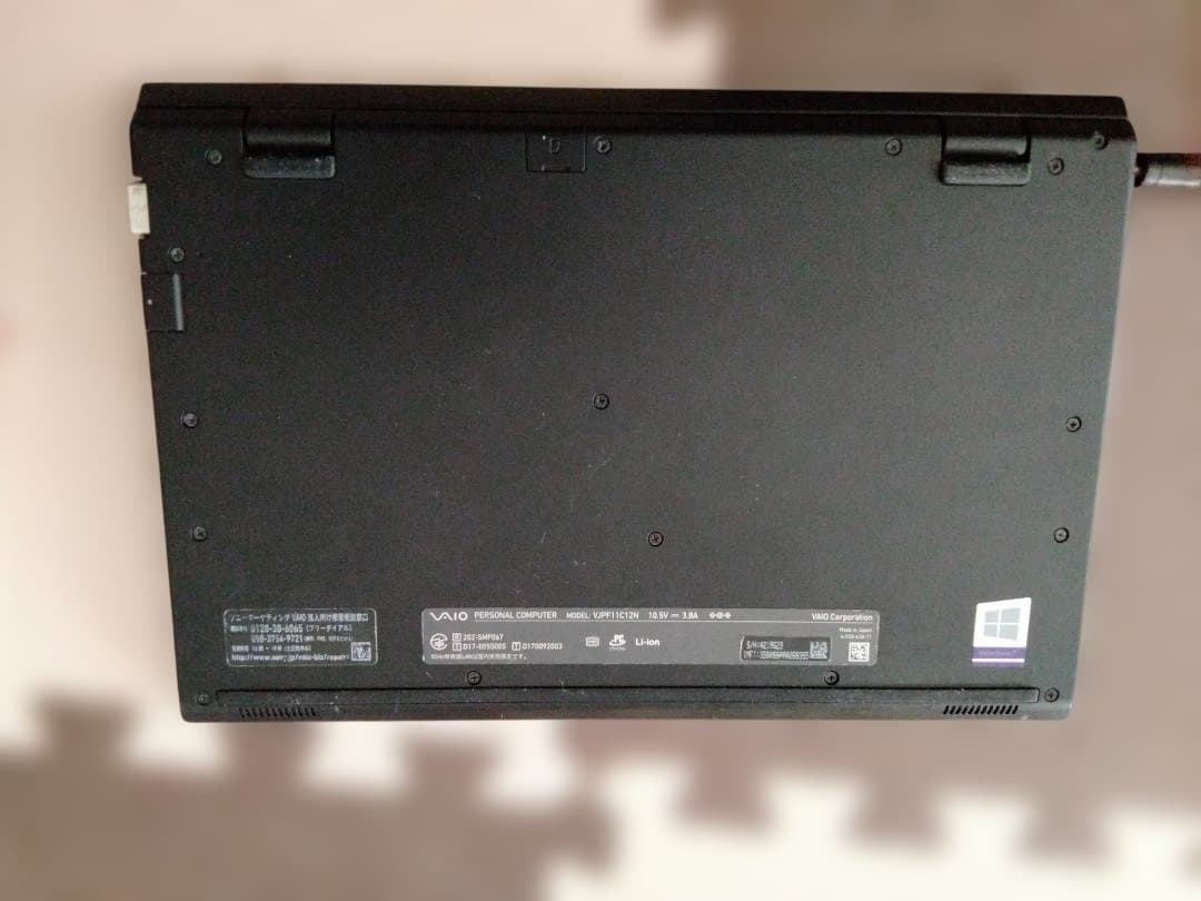 SAI　VAIO ノートPC ブラック 8GB 256GB SSDジャンク