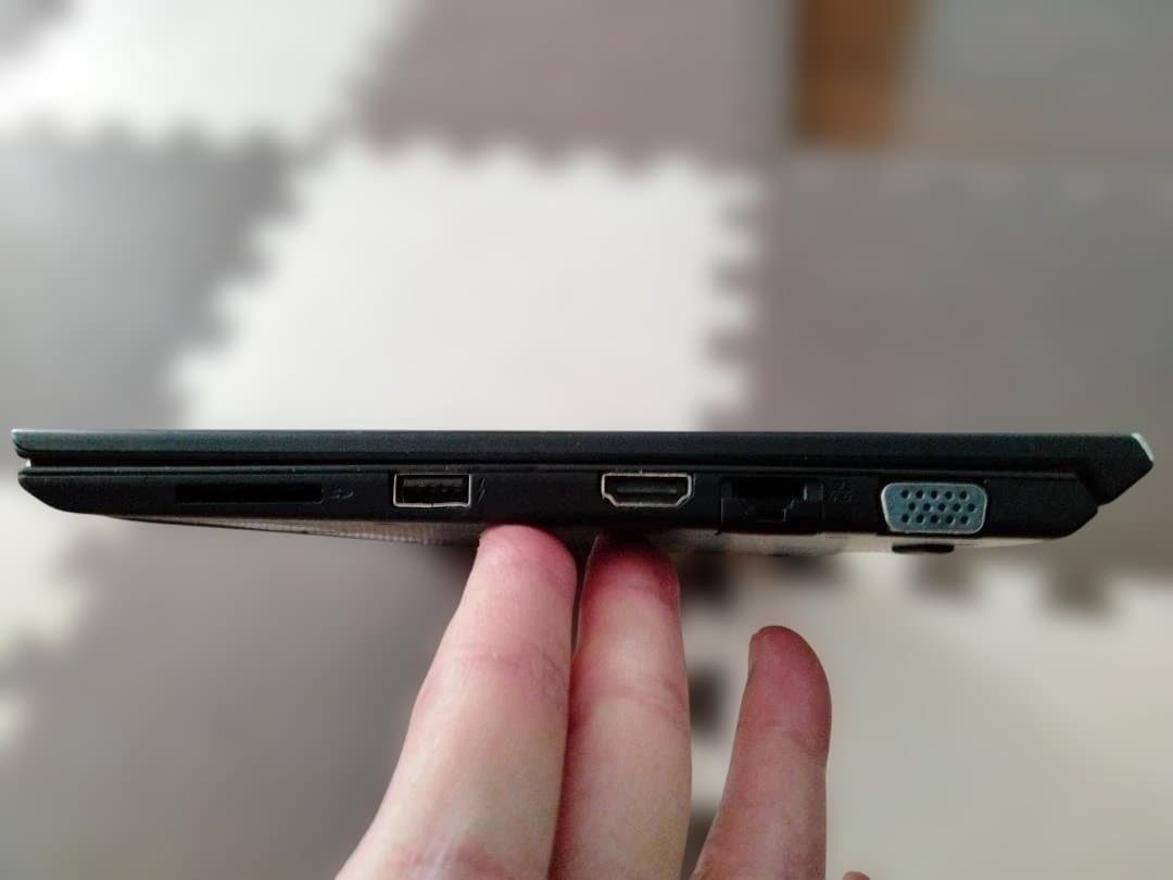 SAI　VAIO ノートPC ブラック 8GB 256GB SSDジャンク