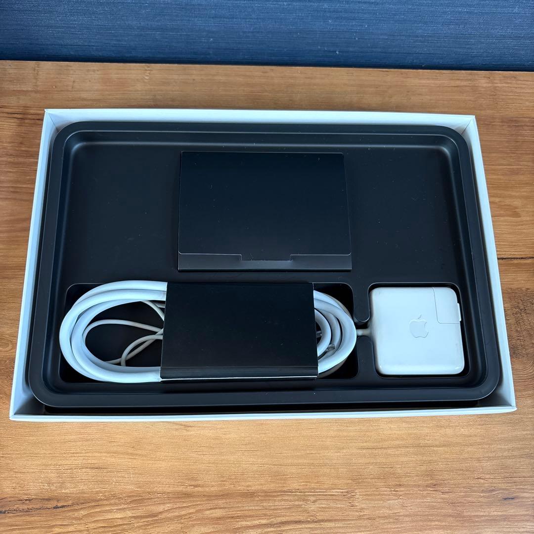 MacBook Air (11-inch, Mid 2013) シルバー